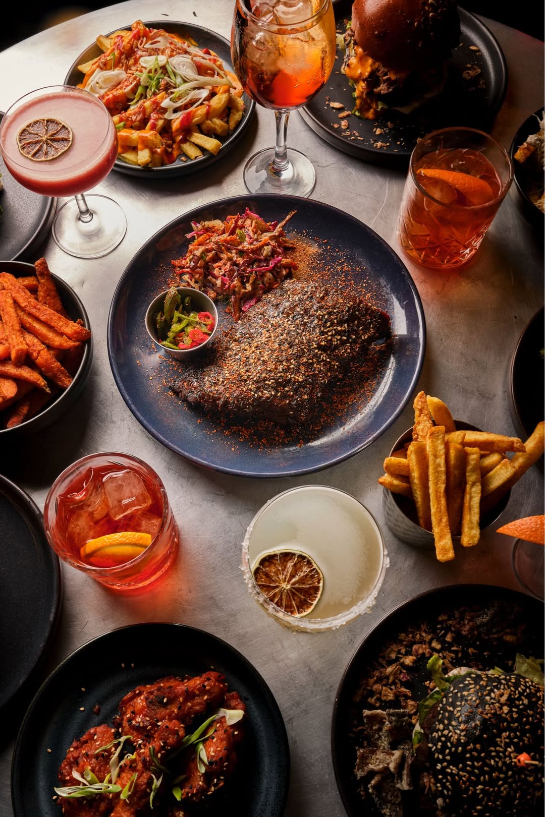 Open-fire grill at temper